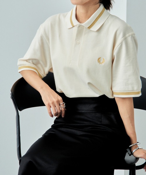 FRED PERRY(フレッドペリー)の「【FRED PERRY】SINGLE TIPPED FRED PERRY SHIRT M2 Made in England(ポロシャツ・メンズ・ブラック/ライトブルー/アイボリー/ネイビー/バーガンディー・M/L/XL/XXL/S)」の2枚目の写真