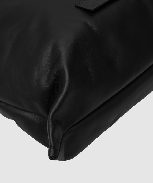 MM6 Maison Margiela（ｴﾑｴﾑｼｯｸｽ ﾒｿﾞﾝ ﾏﾙｼﾞｪﾗ）の「PILLOW CLUTCH