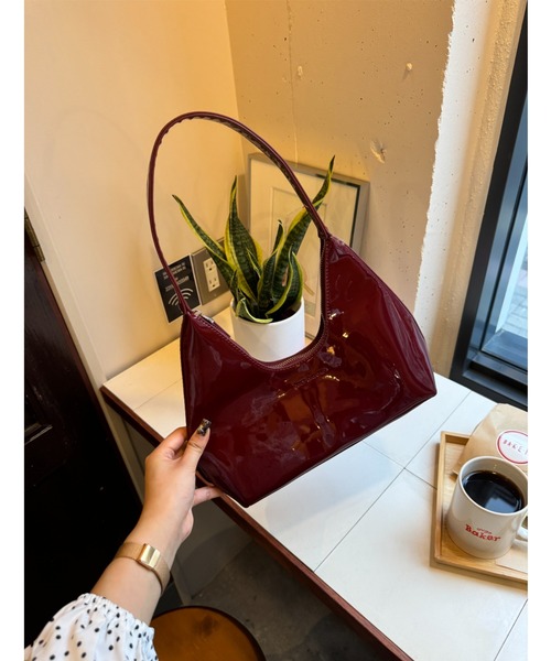 efill（エフィル）の「ボストン ワン ハンドバッグ（ハンドバッグ・レディース・ワインレッド/ブラウン/ベージュ/ブラック・FREE）」の9枚目の写真