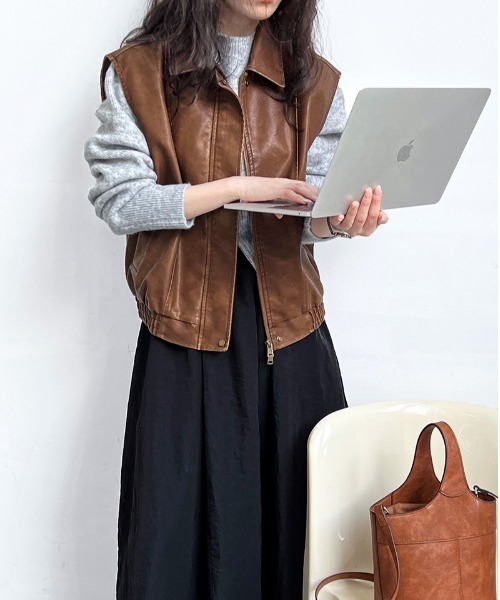 FREE STYLISTS（フリー スタイリスト）の「YUGA_YGMC　センタージップ クロップドPO（ニット/セーター・レディース・グレー/オフホワイト/モカ・FREE）」の19枚目の写真