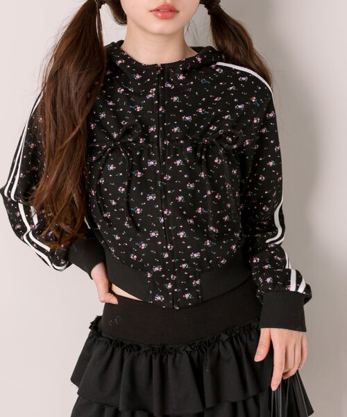 OLIVE des OLIVE（オリーブデオリーブ）の「胸ドロストパーカー（Tシャツ/カットソー・レディース・ブラウン/サックスブルー/ブラック/トップグレー・FREE）」の2枚目の写真