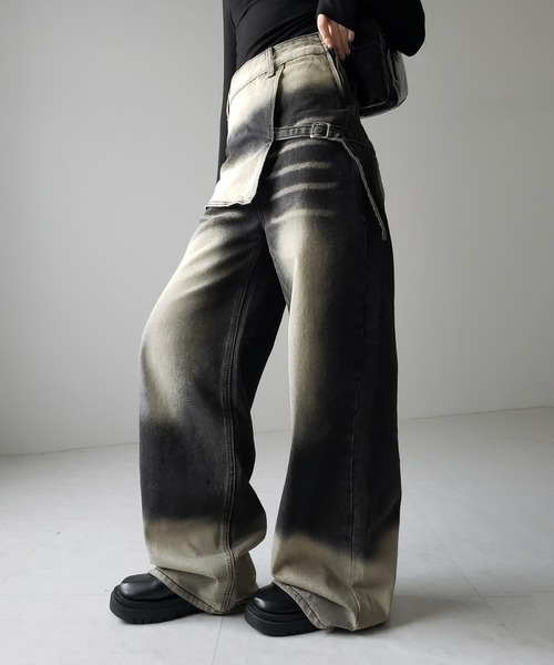 me+em select(ミームセレクト)の「【 2color /4size 】ラップレイヤードバイカラーブリーチワイドデニム / wrap layered bicolor bleach wide denim(デニムパンツ・レディース・ブルー/ブラック・X-LARGE/SMALL/MEDIUM/LARGE)」の14枚目の写真