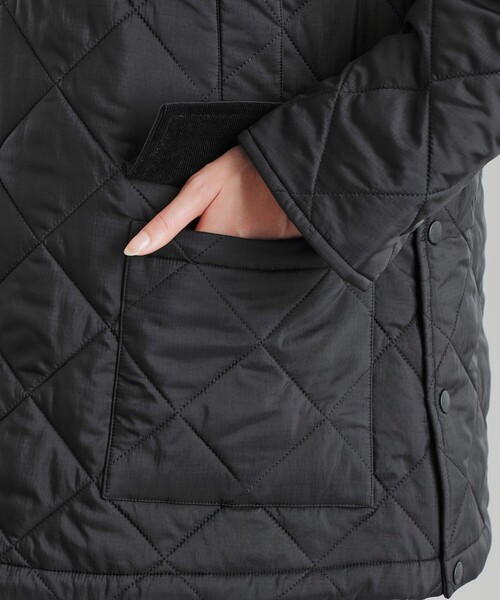 MACKINTOSH PHILOSOPHY(マッキントッシュ フィロソフィー)の「【アニチューブ掲載】GREY LABEL 【SOMERFORD(サマーフォード)】キルティング(ステンカラーコート・レディース・ブラック/ベージュ・2/6)」の9枚目の写真