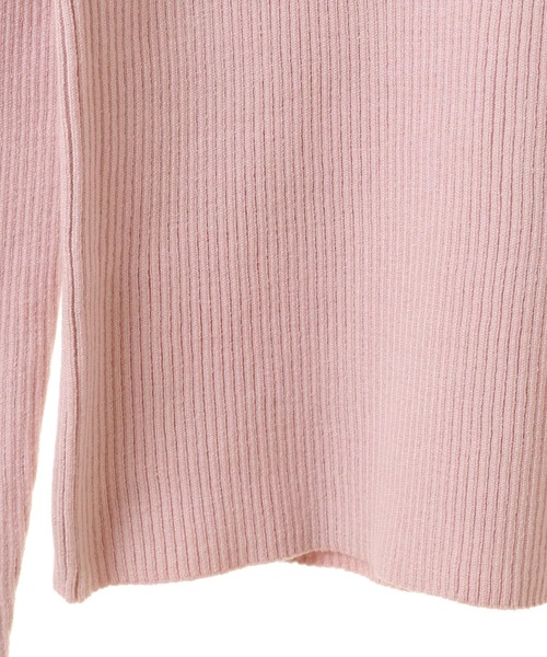 31 Sons de mode（トランテアン　ソン　ドゥ　モード）の「【ＷＡＳＨＡＢＬＥ】ゴールド釦タートルネックニット（ニット/セーター・レディース・ブラック/オフホワイト/サックスブルー/ピンク・フリー）」の6枚目の写真