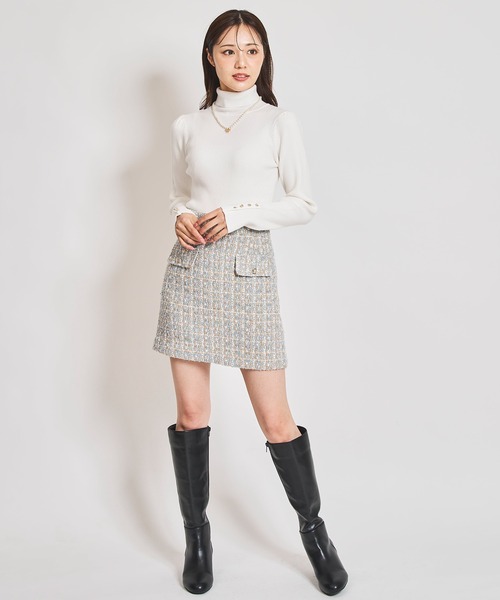 31 Sons de mode（トランテアン　ソン　ドゥ　モード）の「【ＷＡＳＨＡＢＬＥ】ゴールド釦タートルネックニット（ニット/セーター・レディース・ブラック/オフホワイト/サックスブルー/ピンク・フリー）」の20枚目の写真