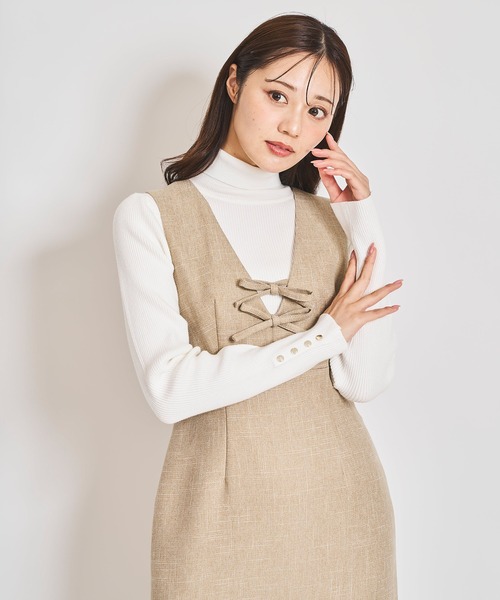 31 Sons de mode（トランテアン　ソン　ドゥ　モード）の「【ＷＡＳＨＡＢＬＥ】ゴールド釦タートルネックニット（ニット/セーター・レディース・ブラック/オフホワイト/サックスブルー/ピンク・フリー）」の22枚目の写真