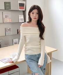 オフショルダーリブニットセーター　Andequal 2way オフショルダーリブニットトップス」に該当するレディース