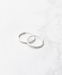 ツイストフープ ピアス 925」に該当するシルバー/銀色系のファッション