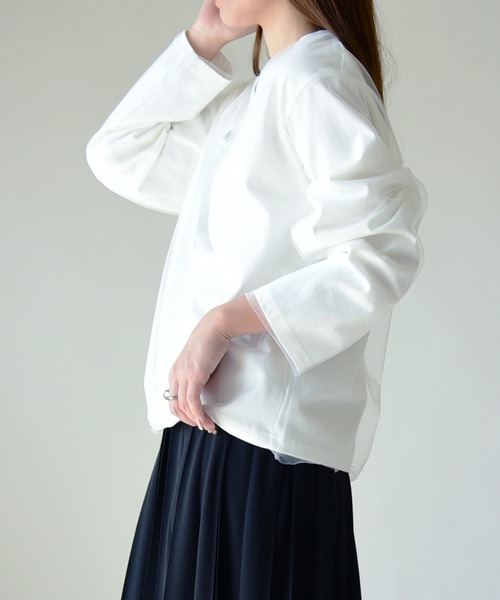 and it_(アンドイット)の「チュール重ね箔プリントロングTシャツ(Tシャツ/カットソー・レディース・ブラック/オフホワイト・M)」の3枚目の写真