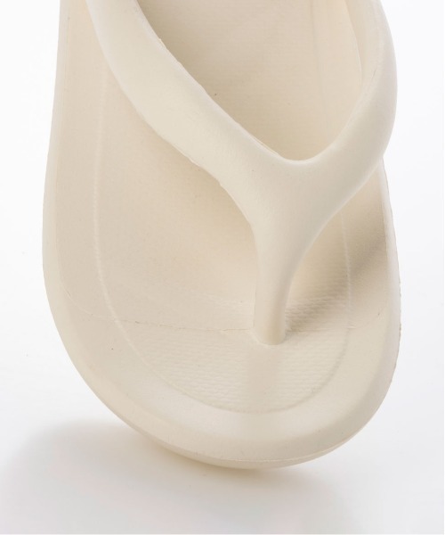 enchanted(エンチャンテッド)の「ラウンドストラップトングサンダル(サンダル・レディース・ブラック/ホワイト/グリーン・M/L/LL)」の22枚目の写真