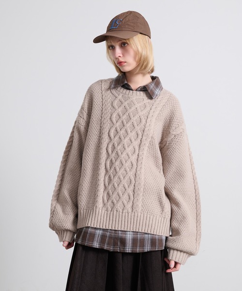 apres jour mignon(アプレジュールミニョン)の「袖ボリュームケーブルニット【ZOZOTOWN限定アイテム】(ニット/セーター・レディース・ベージュ/ネイビー/ピンクベージュ/カーキ・X-LARGE/フリー)」の11枚目の写真