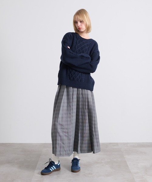 apres jour mignon(アプレジュールミニョン)の「袖ボリュームケーブルニット【ZOZOTOWN限定アイテム】(ニット/セーター・レディース・ベージュ/ネイビー/ピンクベージュ/カーキ・X-LARGE/フリー)」の13枚目の写真