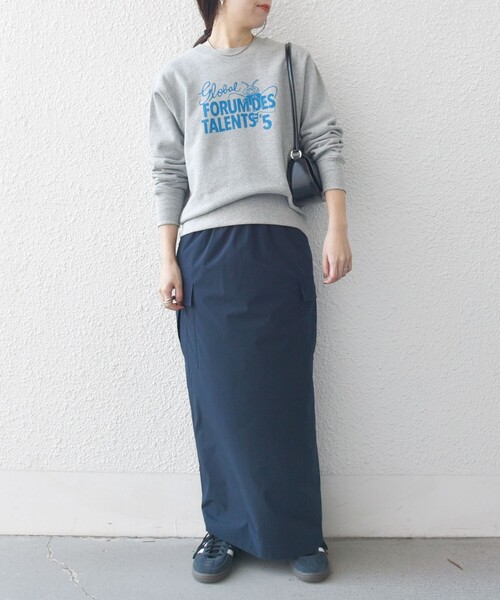 SHIPS any(シップス エニィ)の「【SHIPS any別注】THE KNiTS: ロゴ スウェット 25SS(スウェット・レディース・ネイビー/オートミール/ライトグレー・ONE SIZE)」の4枚目の写真