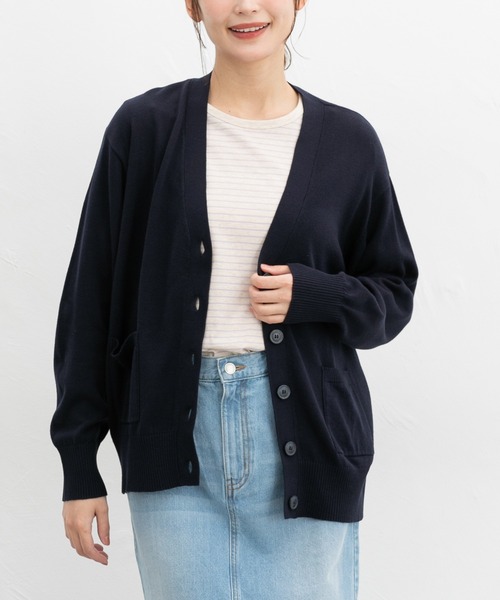 Honeys（ハニーズ）の「【ＵＶカット・ウォッシャブル・花粉リリース加工】花粉対策Ｖネックカーデ（カーディガン/ボレロ・レディース・ブルー/ブラック/ネイビー/ベージュ/グリーン/ピンク・3L/L/LL/M/S）」の4枚目の写真