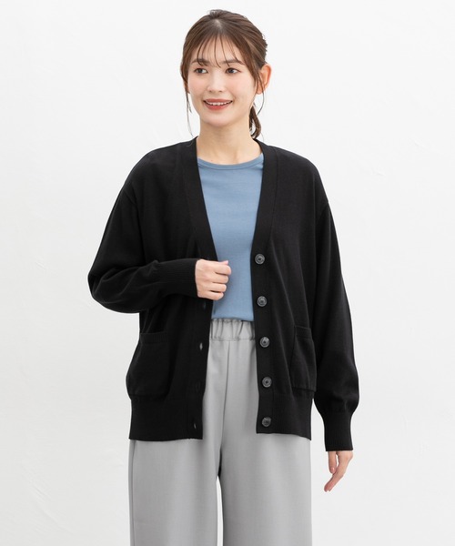 Honeys（ハニーズ）の「【ＵＶカット・ウォッシャブル・花粉リリース加工】花粉対策Ｖネックカーデ（カーディガン/ボレロ・レディース・ブルー/ブラック/ネイビー/ベージュ/グリーン/ピンク・3L/L/LL/M/S）」の10枚目の写真