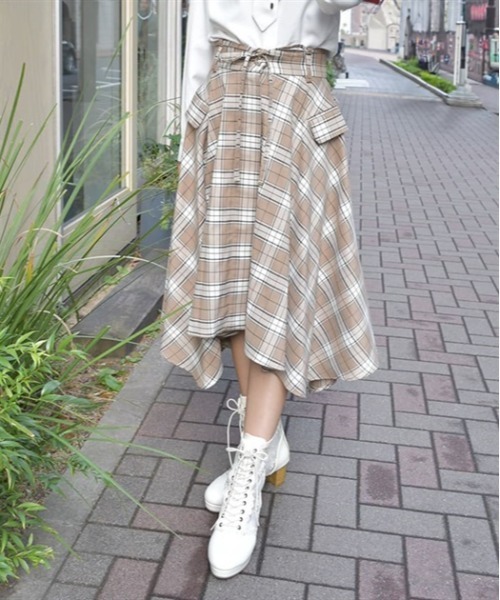 axes femme（アクシーズファム）の「イレヘムスカート（スカート・レディース・ブラック/ベージュ/キナリ・FREE）」の4枚目の写真