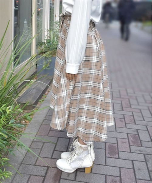 axes femme（アクシーズファム）の「イレヘムスカート（スカート・レディース・ブラック/ベージュ/キナリ・FREE）」の5枚目の写真