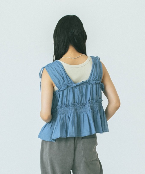 ROSE BUD(ローズバッド)の「SLV.LESS GATHERED BLOUSE(シャツ/ブラウス・レディース・ネイビー/ブルー・ONE SIZE)」の7枚目の写真