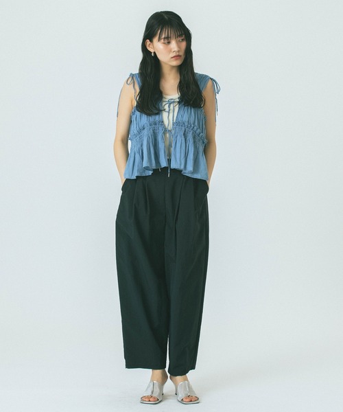 ROSE BUD(ローズバッド)の「SLV.LESS GATHERED BLOUSE(シャツ/ブラウス・レディース・ネイビー/ブルー・ONE SIZE)」の13枚目の写真