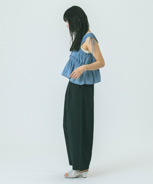 ROSE BUD(ローズバッド)の「SLV.LESS GATHERED BLOUSE(シャツ/ブラウス・レディース・ネイビー/ブルー・ONE SIZE)」の14枚目の写真