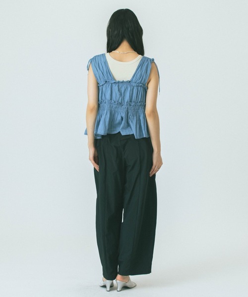 ROSE BUD(ローズバッド)の「SLV.LESS GATHERED BLOUSE(シャツ/ブラウス・レディース・ネイビー/ブルー・ONE SIZE)」の17枚目の写真