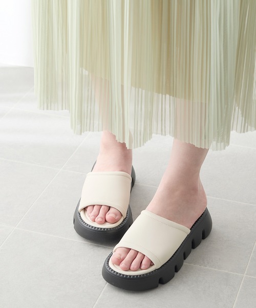 coca(ANDEX shoes product)(コカ)の「厚底 バルキーソール ミュールサンダル(サンダル・レディース・ホワイト/ブラック・LARGE/MEDIUM/SMALL)」の12枚目の写真