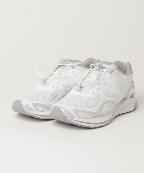 MERRELL（メレル）の「スカイクエスト トレック（スニーカー・レディース・ホワイト系その他/ホワイト×ピンク/ホワイト×シルバー/ブラック・6/8/6.5/7/7.5/5.5/8.5）」の3枚目の写真