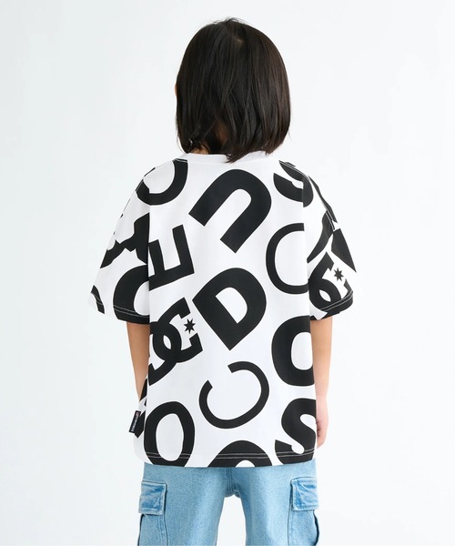 DC SHOES（ディーシーシューズ）の「25 KD ALLOVER SS/DC半袖総柄ロゴTシャツ（Tシャツ/カットソー・キッズ・ブラック/ホワイト・120/130/140/150/160）」の5枚目の写真