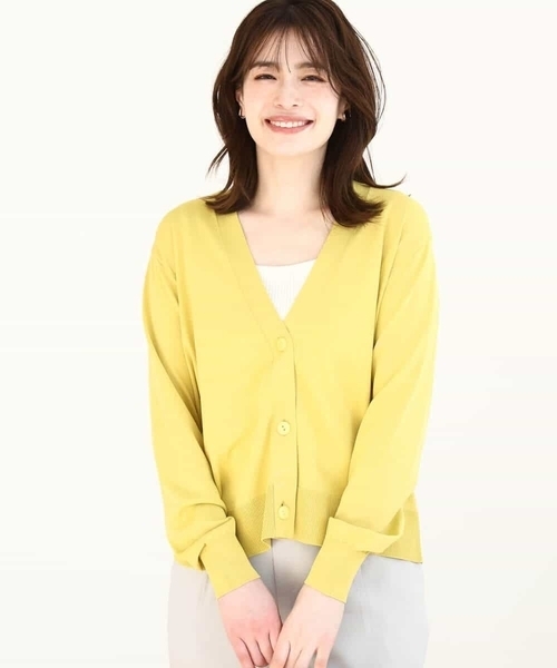 OFUON le MK（オフオンルエムケー）の「Vネックニットカーディガン/接触冷感/洗える/WEB限定サイズあり（Tシャツ/カットソー・レディース・イエロー/グリーン/ブラウン系その他/グレイッシュベージュ・36/38）」の12枚目の写真