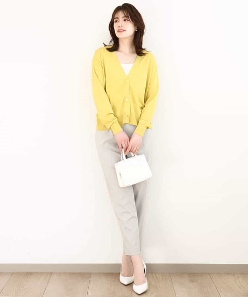 OFUON le MK（オフオンルエムケー）の「Vネックニットカーディガン/接触冷感/洗える/WEB限定サイズあり（Tシャツ/カットソー・レディース・イエロー/グリーン/ブラウン系その他/グレイッシュベージュ・36/38）」の14枚目の写真
