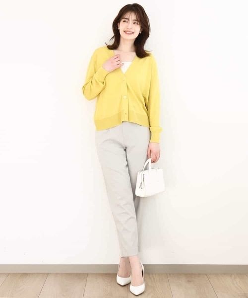 OFUON le MK（オフオンルエムケー）の「Vネックニットカーディガン/接触冷感/洗える/WEB限定サイズあり（Tシャツ/カットソー・レディース・イエロー/グリーン/ブラウン系その他/グレイッシュベージュ・36/38）」の15枚目の写真