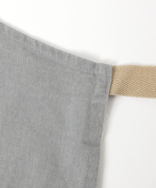 niko and...（ニコアンド）の「【CITY CREEK】パッカブルエプロン（エプロン・レディース・パープル/マスタード・0）」の6枚目の写真