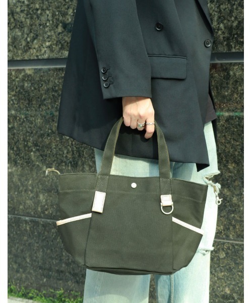 master-piece(マスターピース)の「master-piece / RB TOTE2 トートバッグS / No.224052(トートバッグ・メンズ・アイボリー/ブラック/カーキ/グレー/ブルー・FREE)」の4枚目の写真