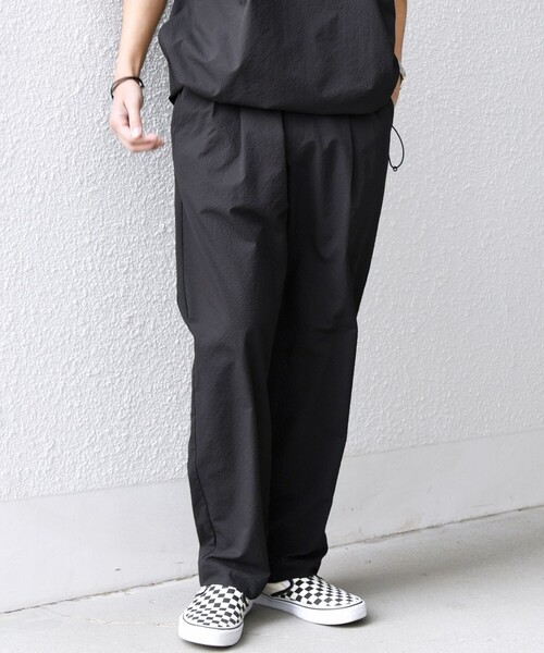 SHIPS any(シップス エニィ)の「SHIPS any:〈撥水/軽量/ストレッチ〉SOLOTEX(R) シアサッカー セミワイド イージーパンツ(セットアップ対応)25SS◇(その他パンツ・メンズ・ブラック/その他/ブラウン/ネイビー・SMALL/MEDIUM/LARGE)」の2枚目の写真