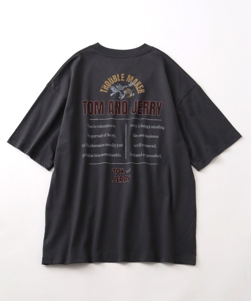 Tom&Jerry(トムアンドジェリー)の「【Tom & Jerry/トム & ジェリー】ヴィンテージライクコミックアートプリントTシャツ(Tシャツ/カットソー・メンズ・ブラック系その他/アイボリー/スミクロ/ホワイト系その他・M/L/LL)」の4枚目の写真