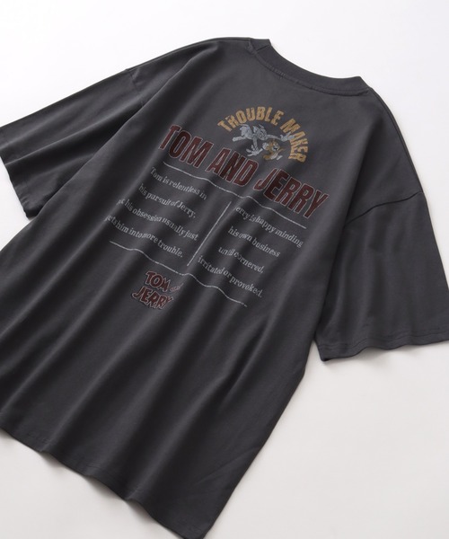 Tom&Jerry(トムアンドジェリー)の「【Tom & Jerry/トム & ジェリー】ヴィンテージライクコミックアートプリントTシャツ(Tシャツ/カットソー・メンズ・ブラック系その他/アイボリー/スミクロ/ホワイト系その他・M/L/LL)」の9枚目の写真