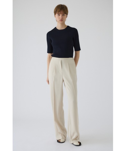 RIM.ARK(リムアーク)の「Center press comfy PT センタープレスコンフィパンツ(スラックス・レディース・ライトベージュ/ブラック/グリーン・36/38/34)」の3枚目の写真