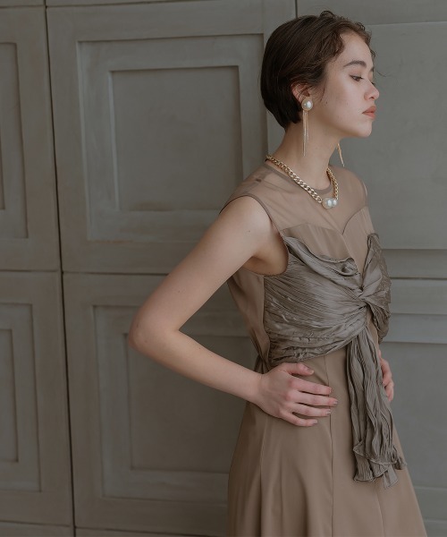 Callarus（カラルス）の「フロントねじりデザインワンピースドレス〔Callarus〕（ドレス・レディース・ネイビー系/ブラック系/モカ・M/L）」の22枚目の写真