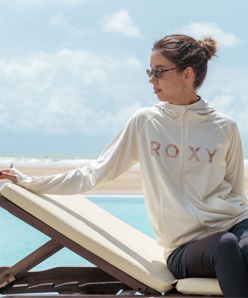 ROXY(ロキシー)の「ARTSY FLORAL LOGO PA /ロキシーロゴ長袖ジップアップパーカーラッシュガード(水着)(ラッシュガード・レディース・ホワイト/チャコールグレー/ブルー・SMALL/MEDIUM/LARGE)」の15枚目の写真