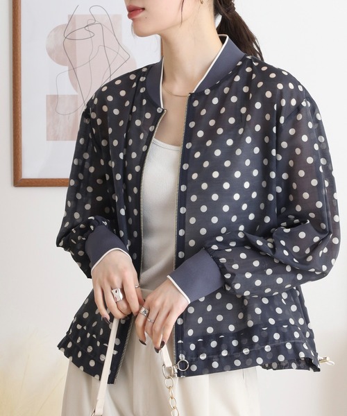 Anna Nicola(アンナニコラ)の「Anna Nicola ドットシアーブルゾン 長袖(ブルゾン・レディース・ブラック/グレイッシュベージュ/ベージュ/ネイビー・38)」の17枚目の写真