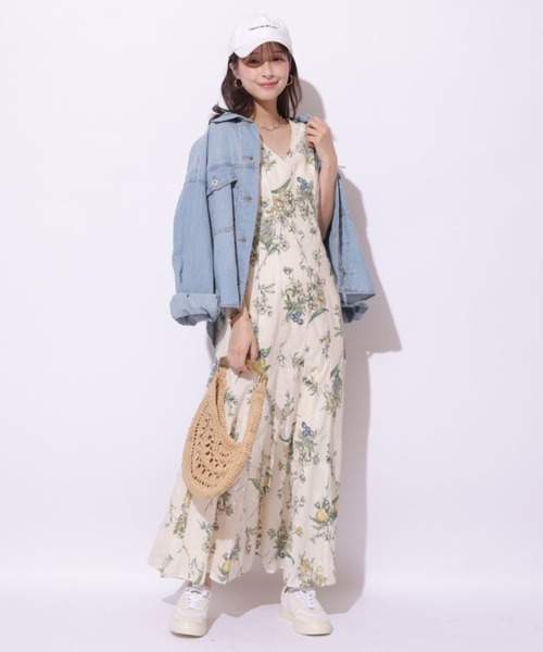 Mystrada(マイストラーダ)の「ライトデニムシャツ(その他アウター・レディース・ライトブルー/グレー・36/38)」の6枚目の写真