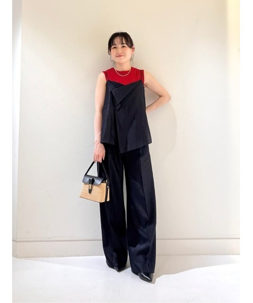 allureville（アルアバイル）の「NALYAアシメキャミブラウス（シャツ/ブラウス・レディース・ネイビー・2）」の3枚目の写真