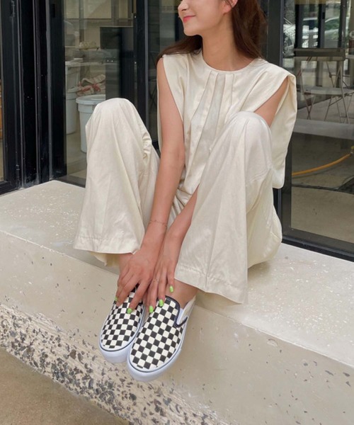 LAFFMO(ラフモ)の「セットアップ タックノースリーブブラウス&イージーパンツ(セットアップ・レディース・ブラック/ベージュ/モカ/グレー・F)」の13枚目の写真