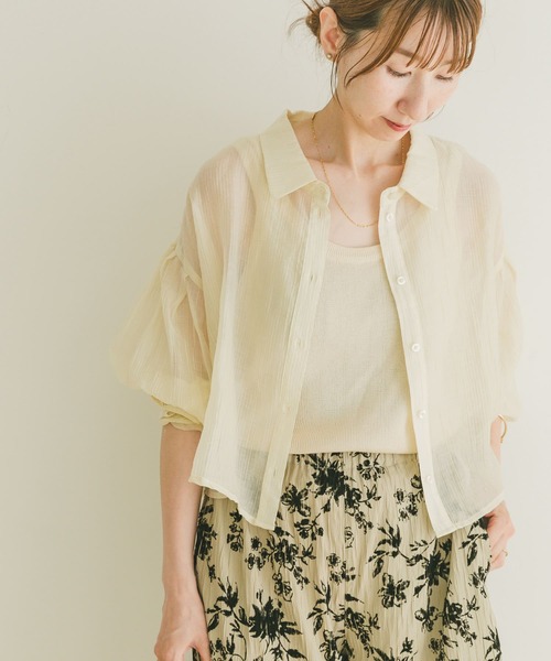 ITEMS URBANRESEARCH（アイテムズ アーバンリサーチ）の「シアークロップドボリュームスリーブシャツ（シャツ/ブラウス・レディース・オフホワイト/チャコールグレー/オレンジ/ベージュ/ミント・FREE）」の8枚目の写真