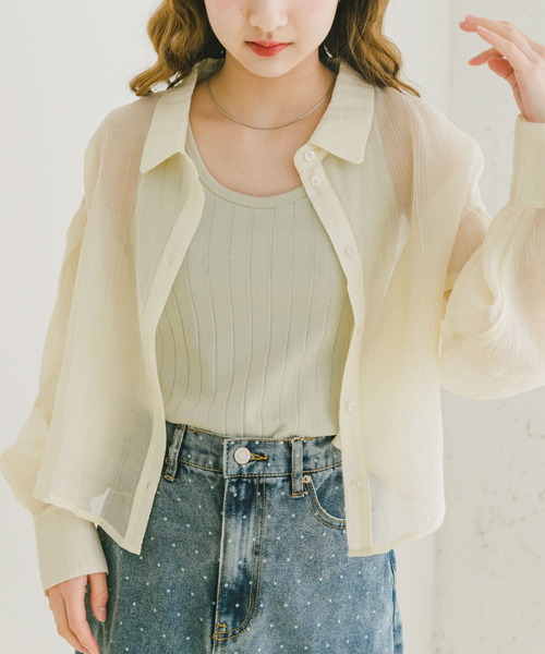 ITEMS URBANRESEARCH（アイテムズ アーバンリサーチ）の「シアークロップドボリュームスリーブシャツ（シャツ/ブラウス・レディース・オフホワイト/チャコールグレー/オレンジ/ベージュ/ミント・FREE）」の13枚目の写真