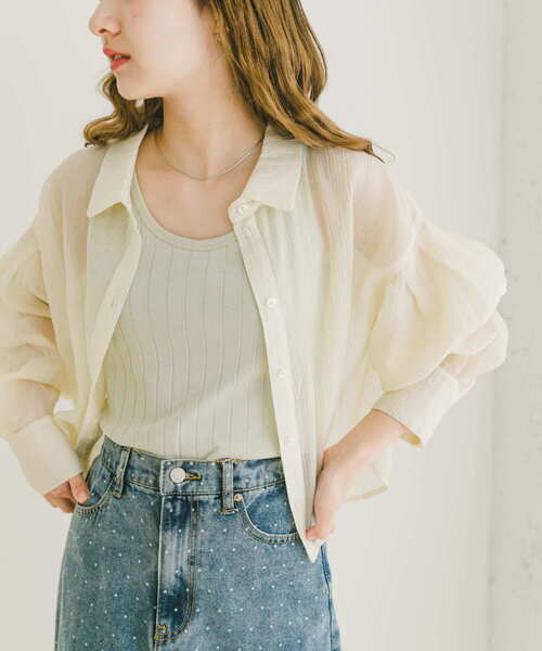 ITEMS URBANRESEARCH（アイテムズ アーバンリサーチ）の「シアークロップドボリュームスリーブシャツ（シャツ/ブラウス・レディース・オフホワイト/チャコールグレー/オレンジ/ベージュ/ミント・FREE）」の14枚目の写真