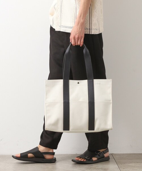 THE SHOP TK (ザ ショップ ティーケー )の「【MonoMax7月号掲載】BOUOキャンバススクエアトート(トートバッグ・メンズ・アイボリー/ブラック・00)」の18枚目の写真
