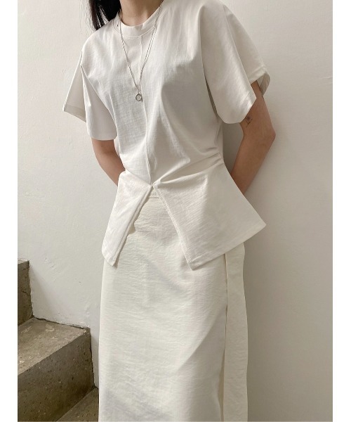 Didot.showroom(ディドット ショールーム)の「フロントワイドスリッドT(Tシャツ/カットソー・レディース・アイボリー/ブラック/グレー・FREE)」の12枚目の写真