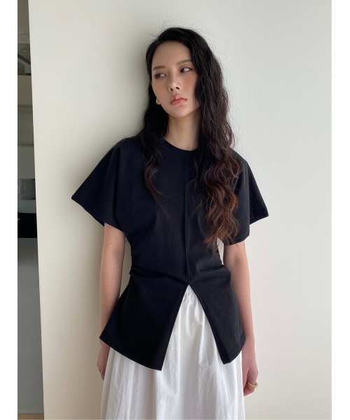 Didot.showroom(ディドット ショールーム)の「フロントワイドスリッドT(Tシャツ/カットソー・レディース・アイボリー/ブラック/グレー・FREE)」の6枚目の写真