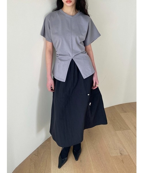 Didot.showroom(ディドット ショールーム)の「フロントワイドスリッドT(Tシャツ/カットソー・レディース・アイボリー/ブラック/グレー・FREE)」の14枚目の写真